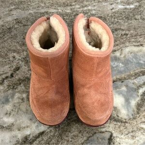 LL Bean Kids Suede Winter Boots with Shearling aka “Wicked Cozy Boots” Size 8